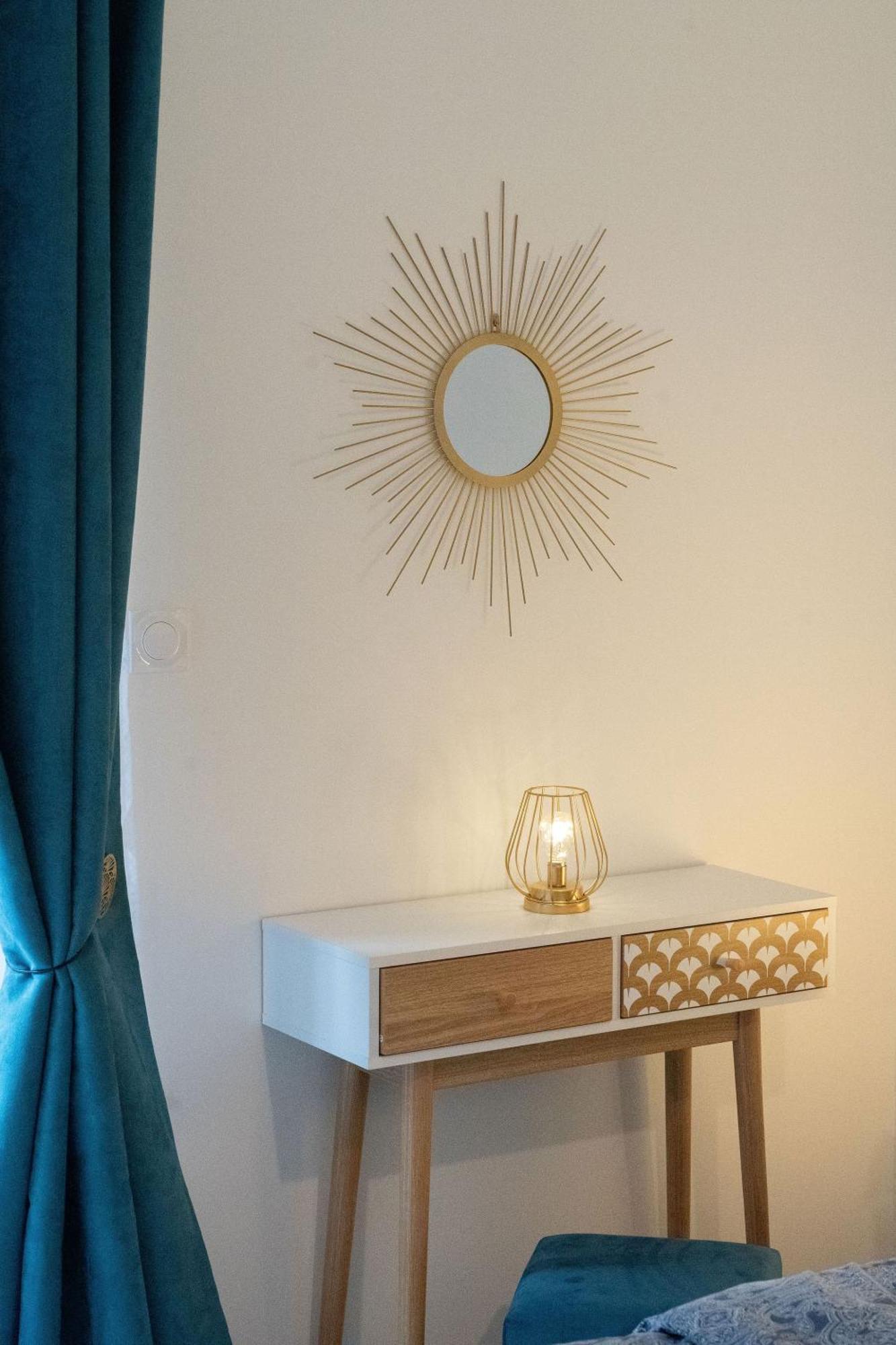 Appartement 3 Etoiles Pour 4 Personnes Bordeaux Luaran gambar