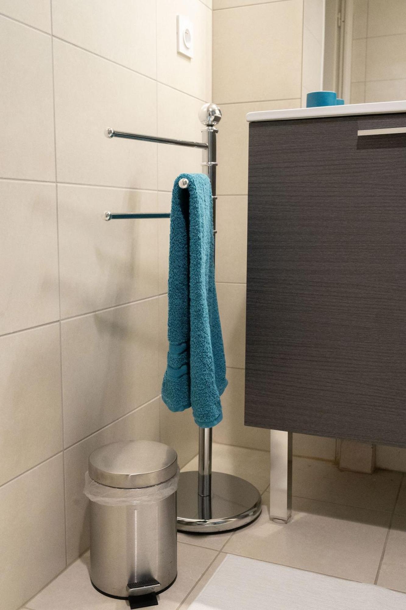 Appartement 3 Etoiles Pour 4 Personnes Bordeaux Luaran gambar
