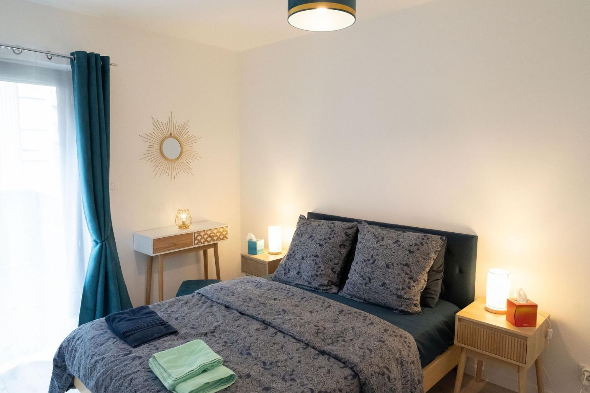 Appartement 3 Etoiles Pour 4 Personnes Bordeaux Luaran gambar