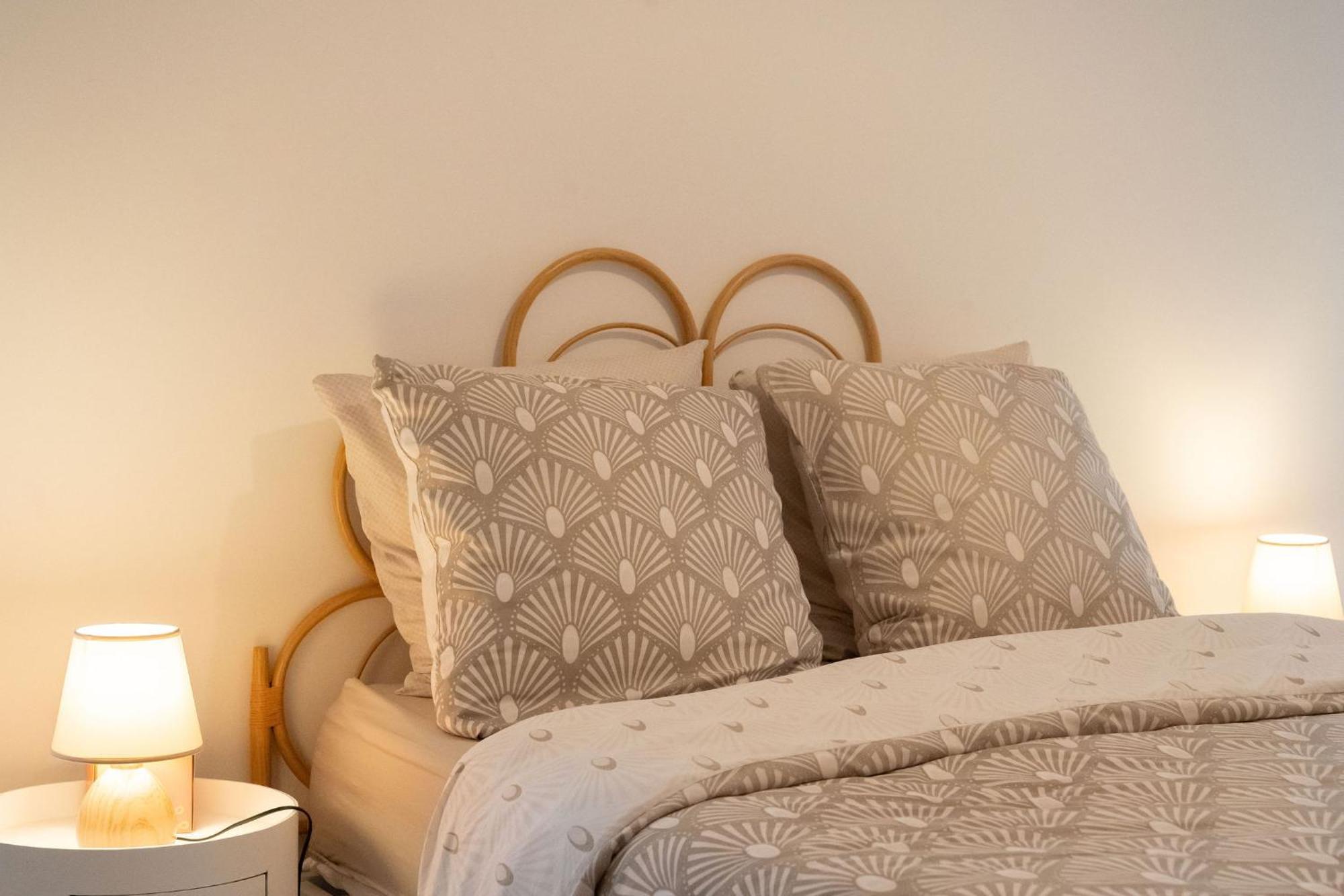 Appartement 3 Etoiles Pour 4 Personnes Bordeaux Luaran gambar